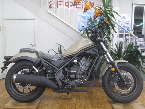 ホンダ レブル250 (69.3万円)